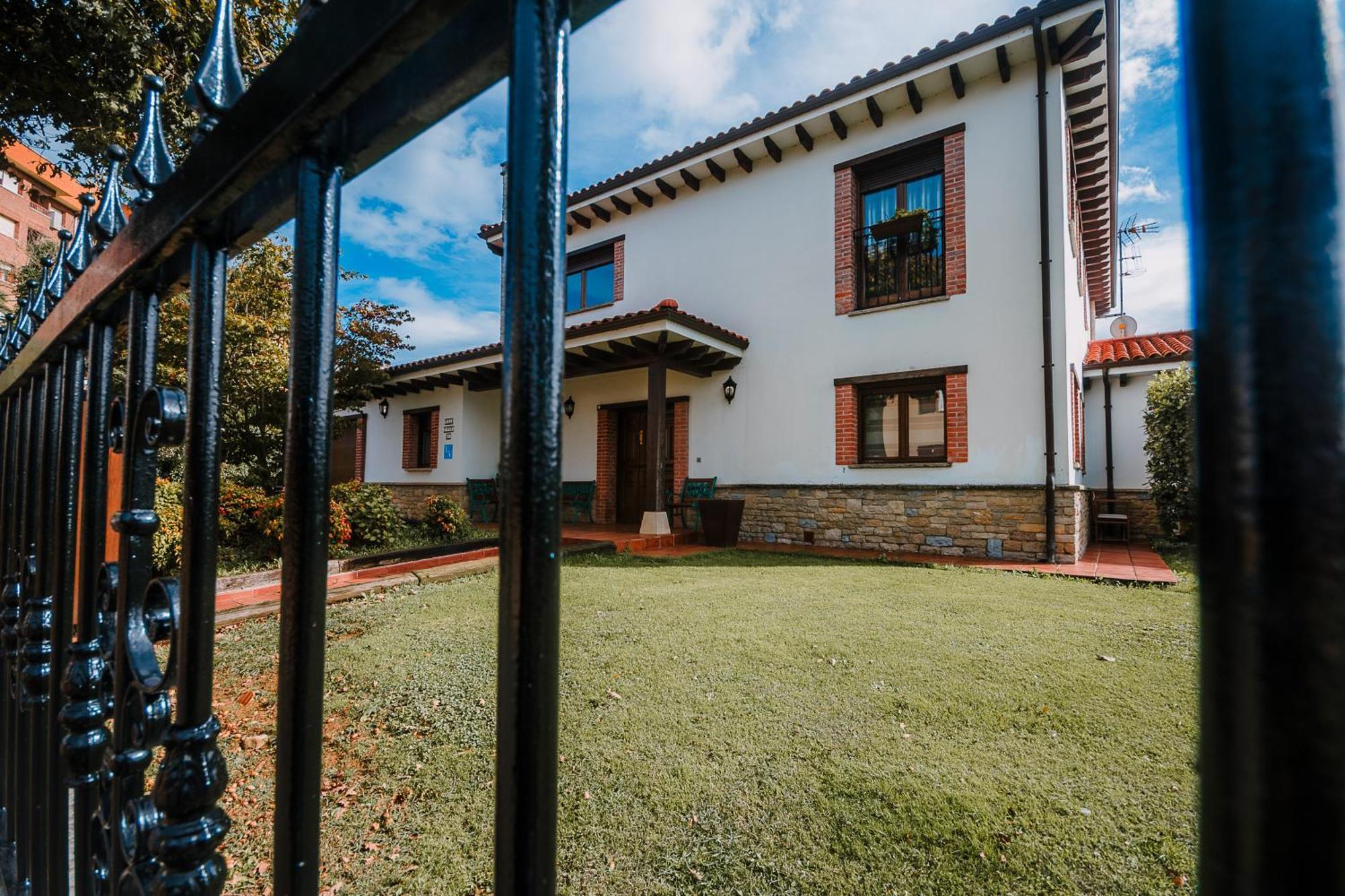 Villa Tiviti Ов'єдо Екстер'єр фото